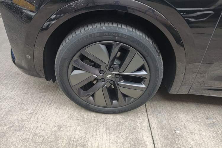 Used Li Auto L7 2023 Air model Left Front Wheel Hub