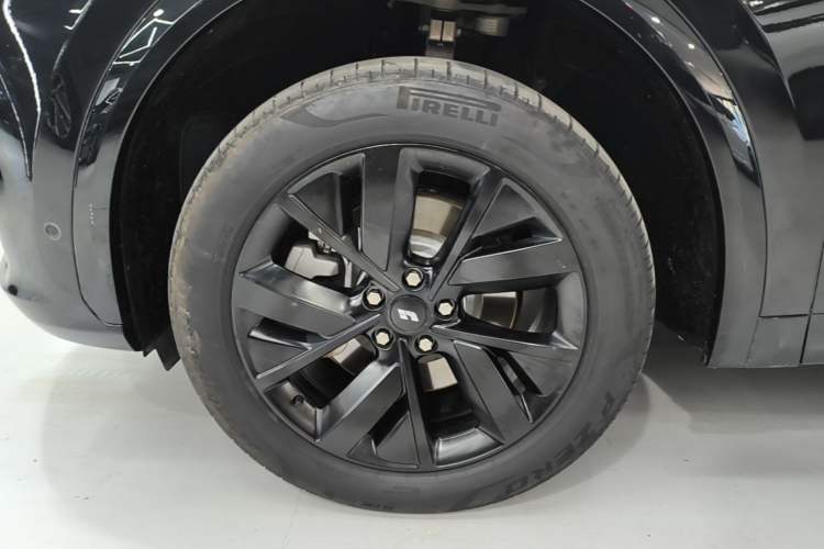 Used Li Auto L7 2023 Pro Model Left Front Wheel Hub