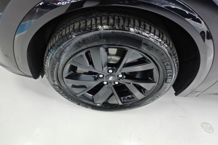 Used Li Auto L7 2023 Air model Left Front Wheel Hub