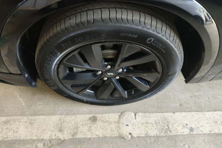 Used Li Auto L7 2023 Pro Model Left Front Wheel Hub