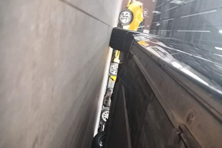 Used Li Auto L7 2023 Pro Model Left Side Sill