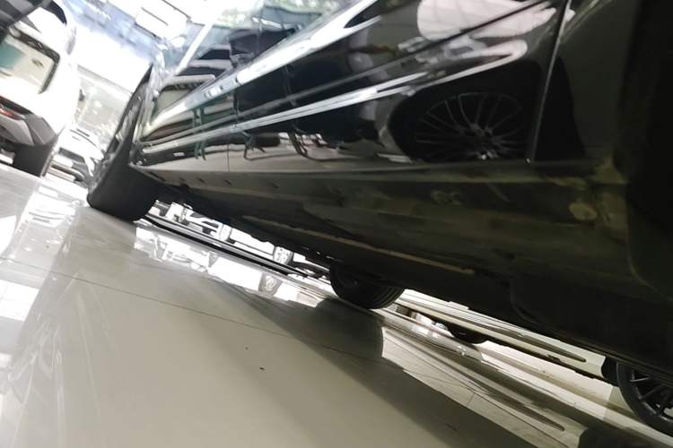 Used Li Auto L7 2023 Pro Model Left Side Sill