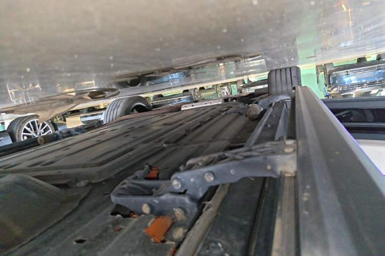 Used Li Auto L7 2023 Pro Model Left Side Sill