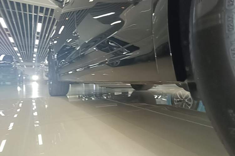 Used Li Auto L7 2023 Air model Left Side Sill