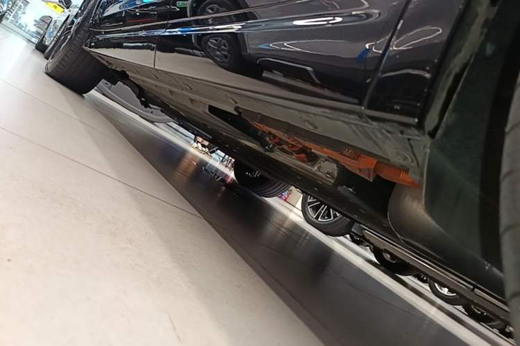 Used Li Auto L7 2023 Pro Model Left Side Sill