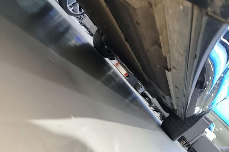 Used Li Auto L7 2023 Pro Model Left Side Sill