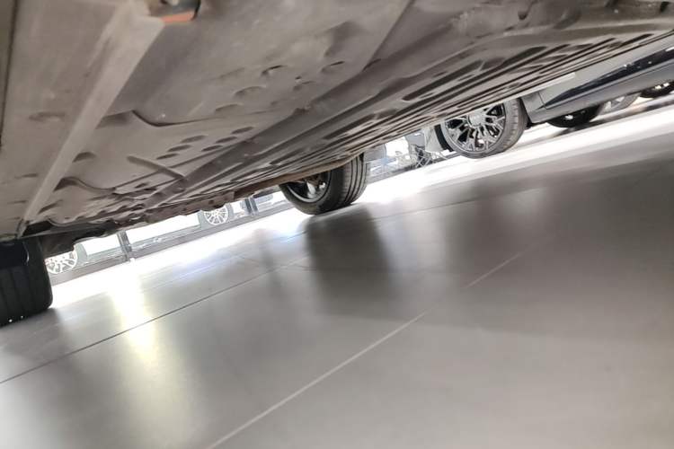 Used Li Auto L7 2023 Pro Model Left Side Sill