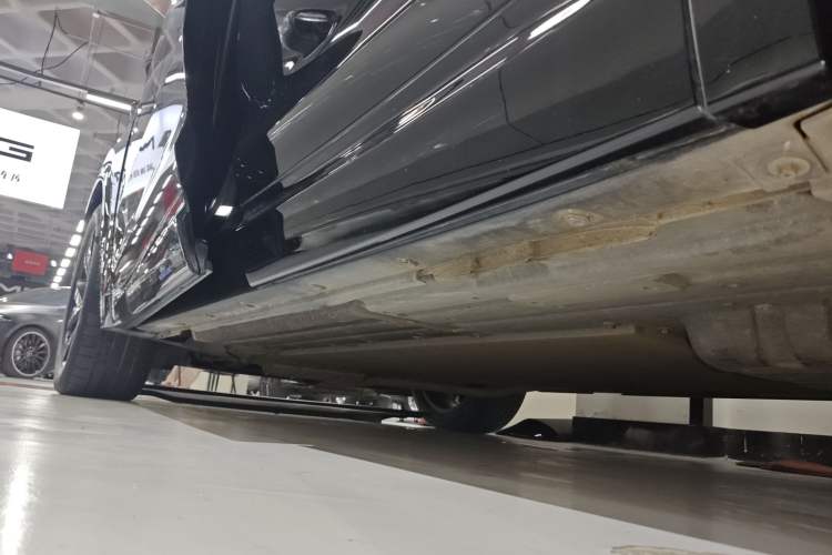 Used Li Auto L7 2023 Pro Model Left Side Sill