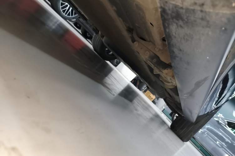 Used Li Auto L7 2023 Air model Left Side Sill