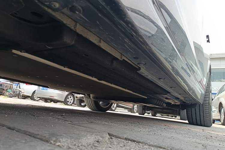 Used Li Auto L7 2023 Max model Left Side Sill