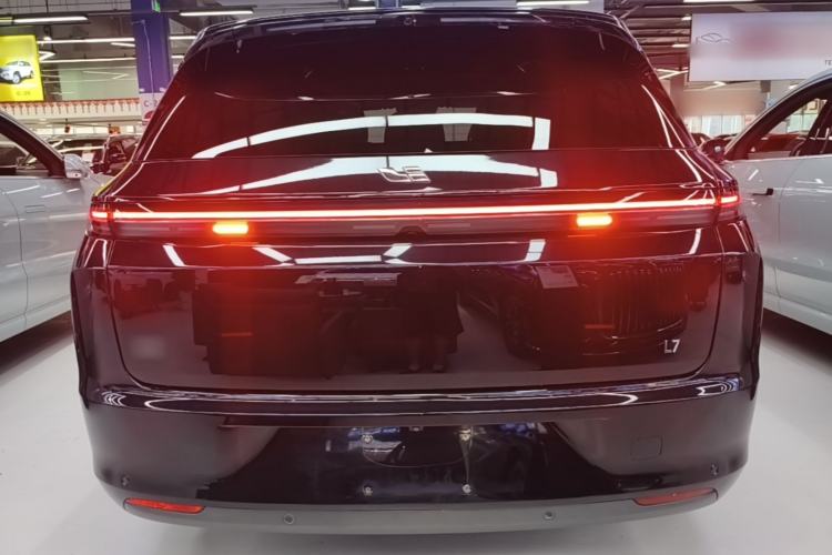 Used Li Auto L7 2023 Pro Model Rear