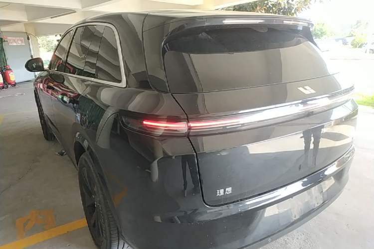 Used Li Auto L7 2023 Air model Rear Left 45 Deg