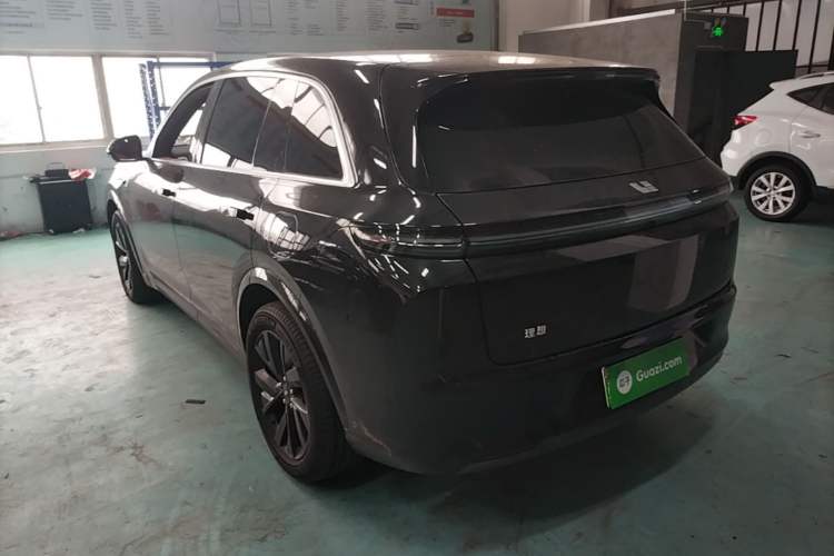 Used Li Auto L7 2023 Air model Rear Left 45 Deg