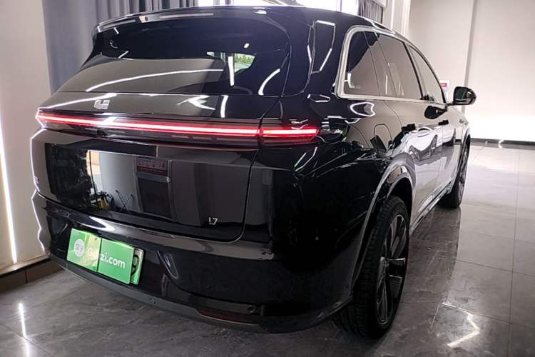 Used Li Auto L7 2023 Max model Rear Right 45 Deg