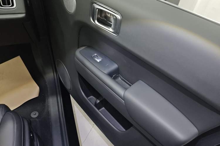 Used Li Auto L7 2023 Pro Model Right Front Door Interior