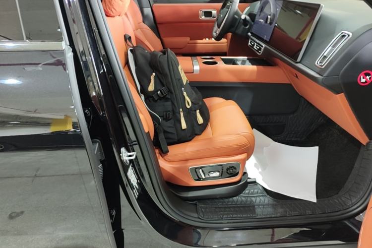 Used Li Auto L7 2023 Pro Model Right Front Seat