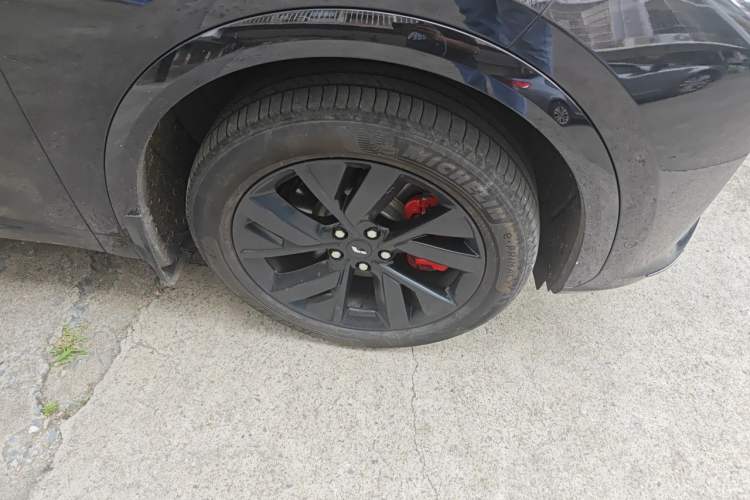 Used Li Auto L7 2023 Air model Right Front Wheel Hub