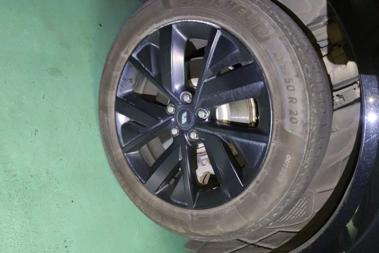 Used Li Auto L7 2023 Max model Right Front Wheel Hub