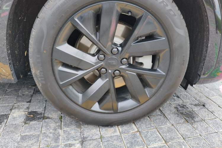 Used Li Auto L7 2023 Pro Model Right Front Wheel Hub