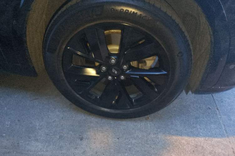 Used Li Auto L7 2023 Pro Model Right Front Wheel Hub