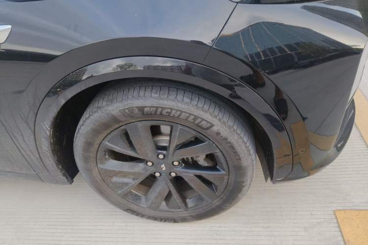 Used Li Auto L7 2023 Max model Right Front Wheel Hub