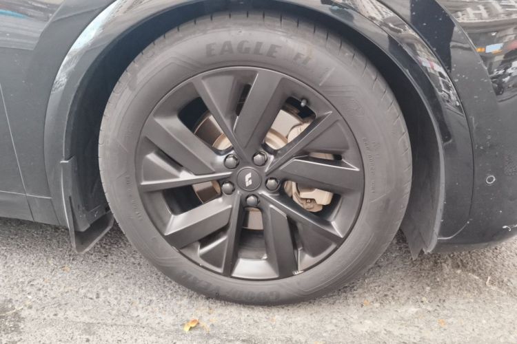 Used Li Auto L7 2023 Pro Model Right Front Wheel Hub