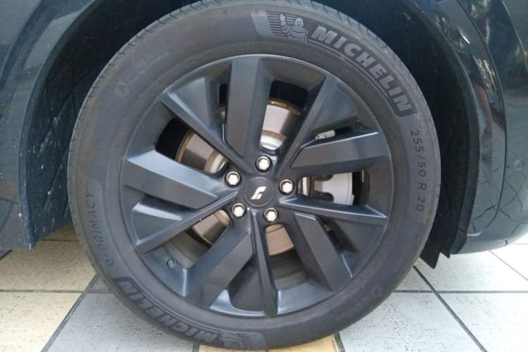 Used Li Auto L7 2023 Pro Model Right Front Wheel Hub