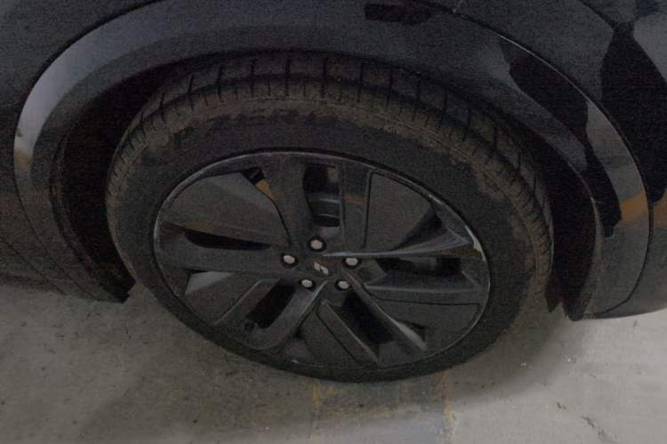 Used Li Auto L7 2023 Pro Model Right Front Wheel Hub