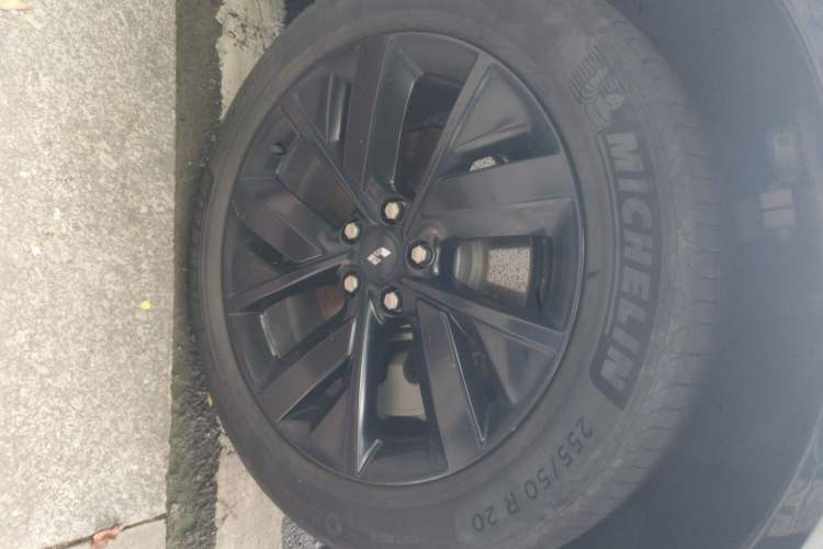 Used Li Auto L7 2023 Air model Right Front Wheel Hub