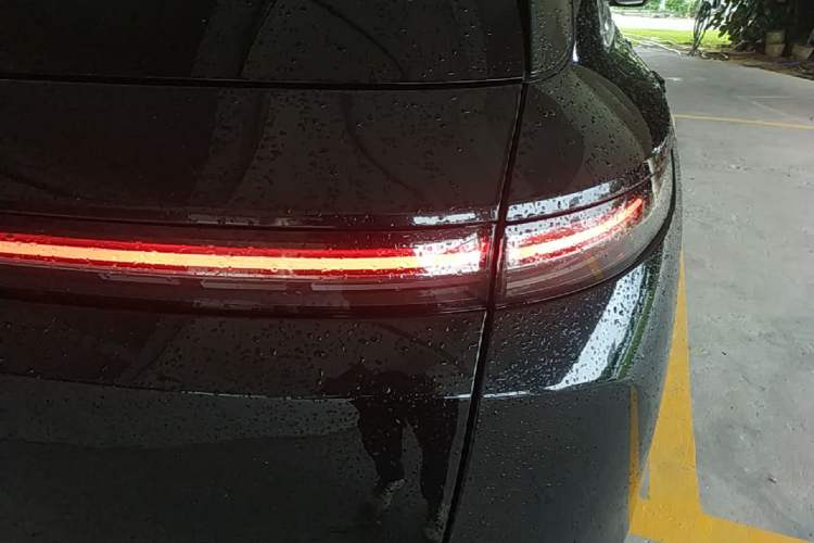 Used Li Auto L7 2023 Pro Model Right Rear Taillight