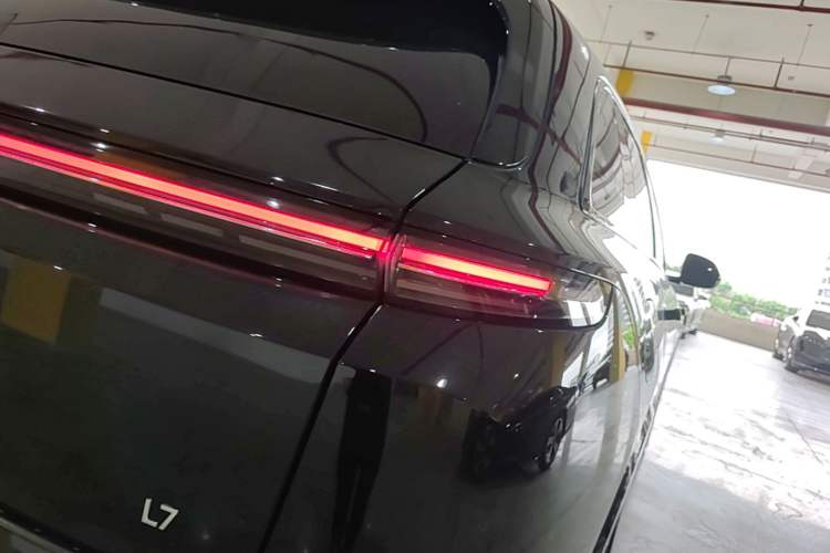 Used Li Auto L7 2023 Pro Model Right Rear Taillight