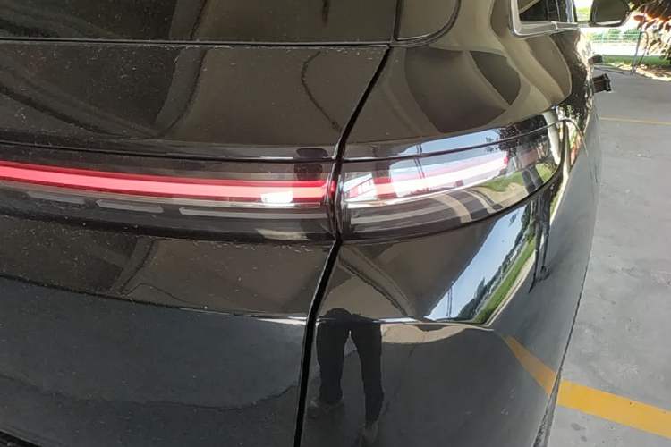 Used Li Auto L7 2023 Air model Right Rear Taillight