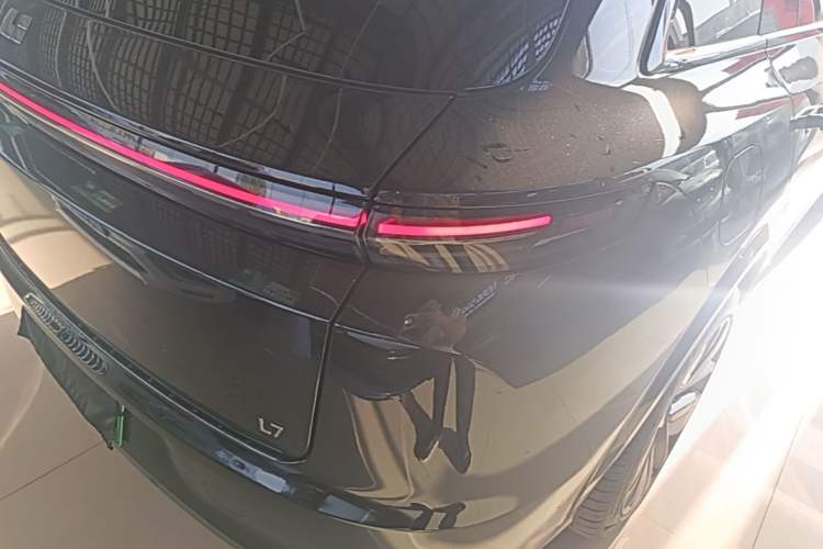 Used Li Auto L7 2023 Air model Right Rear Taillight