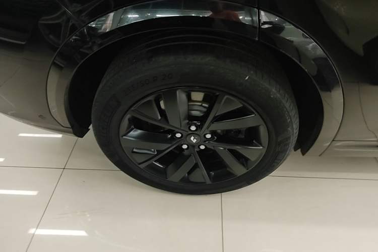 Used Li Auto L7 2023 Pro Model Right Rear Wheel Hub