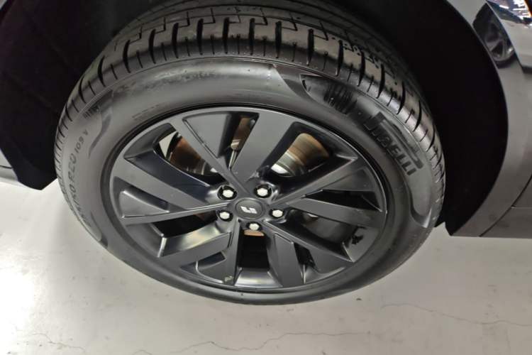 Used Li Auto L7 2023 Pro Model Right Rear Wheel Hub