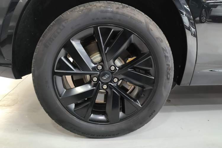 Used Li Auto L7 2023 Pro Model Right Rear Wheel Hub
