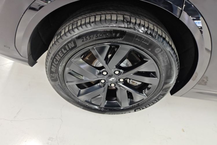 Used Li Auto L7 2023 Air model Right Rear Wheel Hub