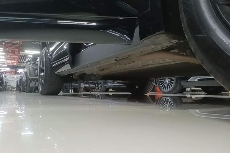 Used Li Auto L7 2023 Max model Right Side Sill