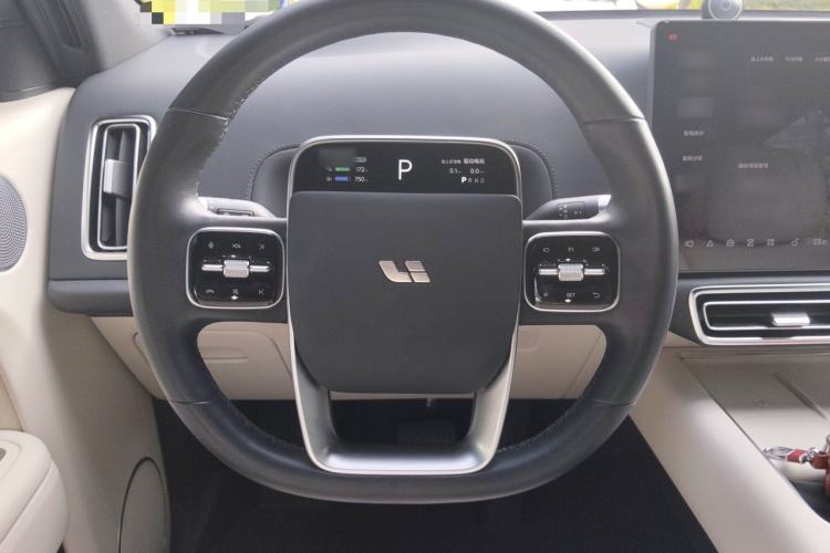Used Li Auto L7 2023 Pro Model Steering Wheel