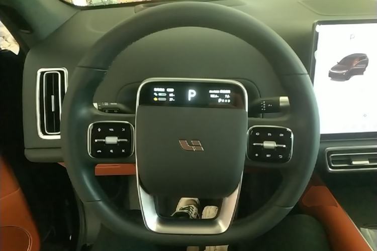 Used Li Auto L7 2023 Pro Model Steering Wheel