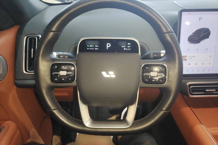 Used Li Auto L7 2023 Pro Model Steering Wheel