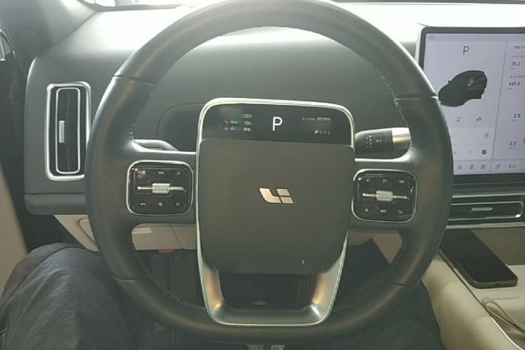 Used Li Auto L7 2023 Pro Model Steering Wheel