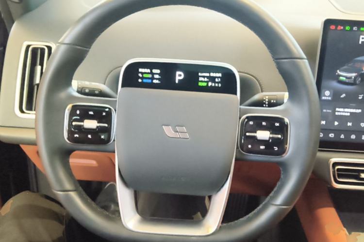 Used Li Auto L7 2023 Pro Model Steering Wheel