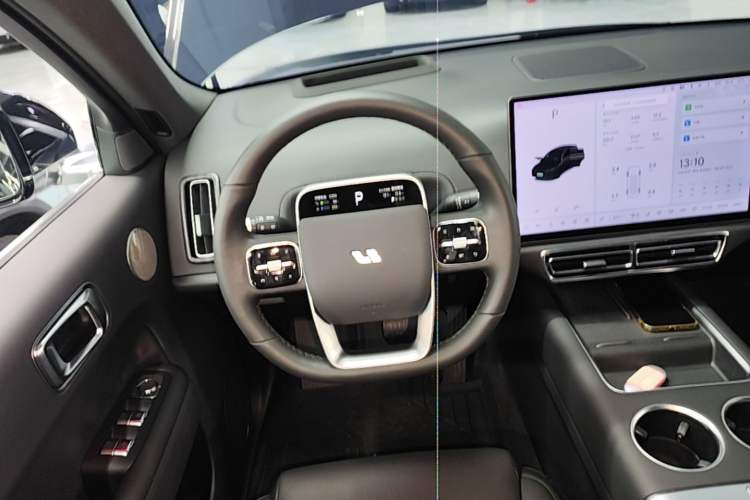 Used Li Auto L7 2023 Pro Model Steering Wheel