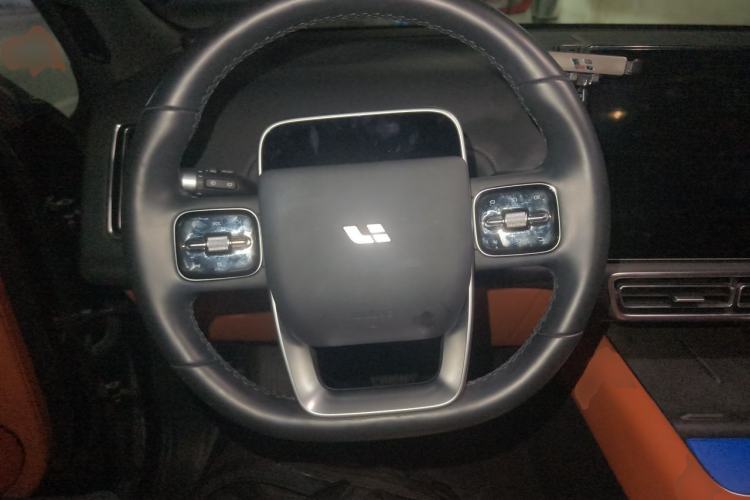Used Li Auto L7 2023 Pro Model Steering Wheel