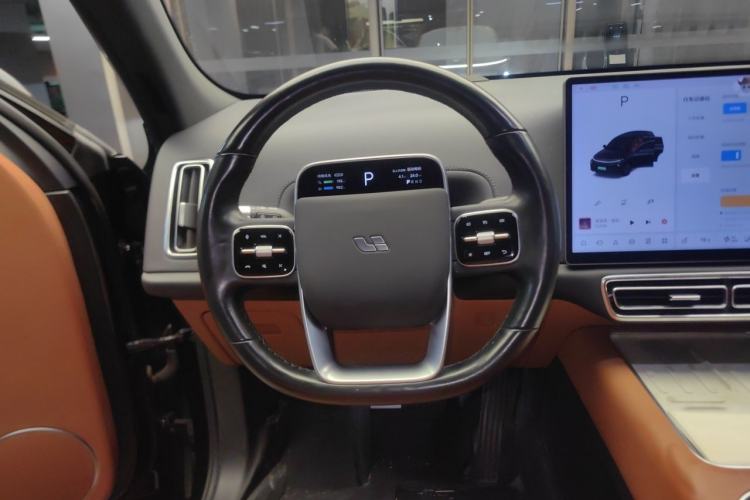 Used Li Auto L7 2023 Pro Model Steering Wheel