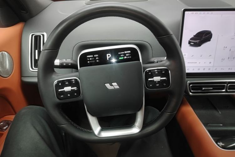 Used Li Auto L7 2023 Pro Model Steering Wheel