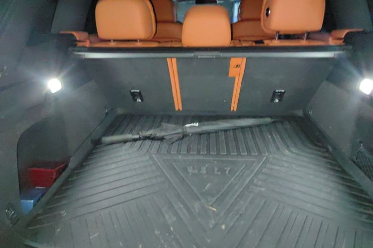Used Li Auto L7 2023 Pro Model Trunk