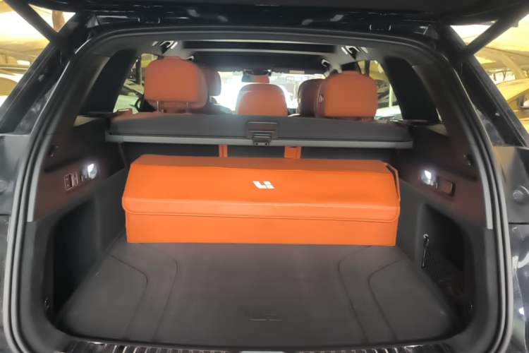 Used Li Auto L7 2023 Pro Model Trunk