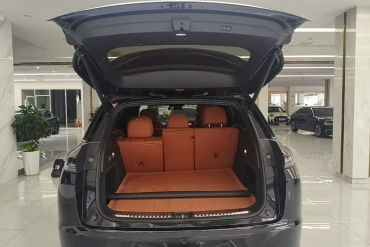 Used Li Auto L7 2023 Pro Model Trunk
